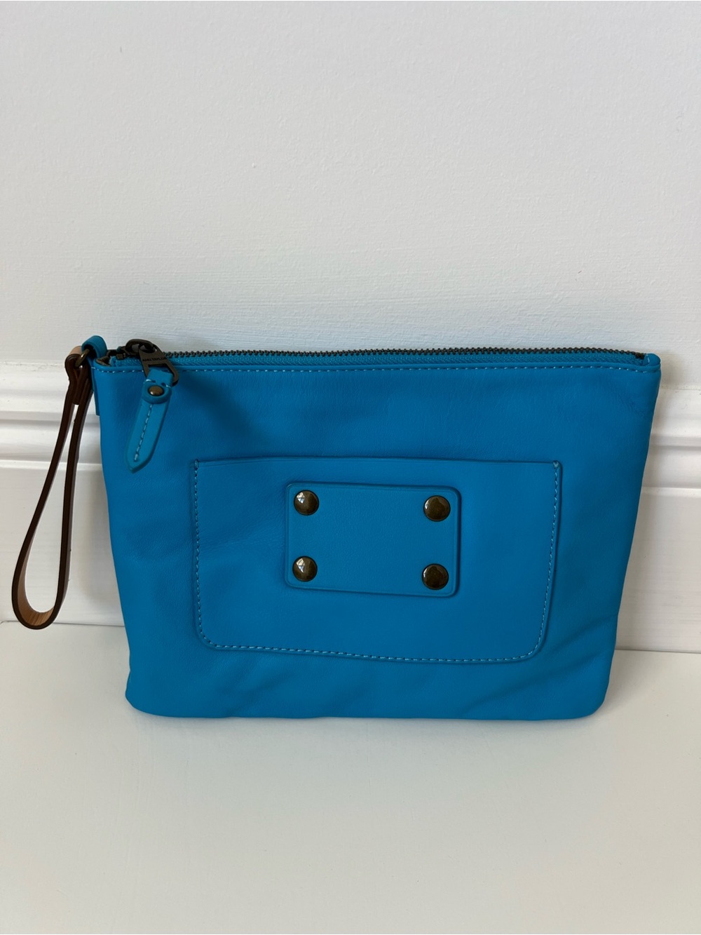NWOT Vintage Ann Taylor Blue Leather Wristlet Clutch Bag